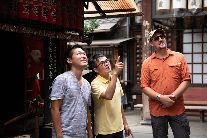 Highlights & Hidden Gems With Locals: Best of Kyoto Private Tour - Kyoto Municipal Zoo and the older streets nearby