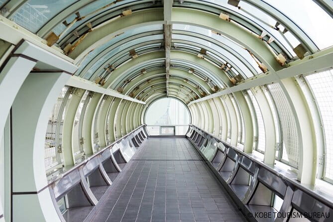Himeji Castle and Akashi Kaikyo Bridge Walking Tour from Kyoto - Himeji Castle’s stairs, socks, and interior route