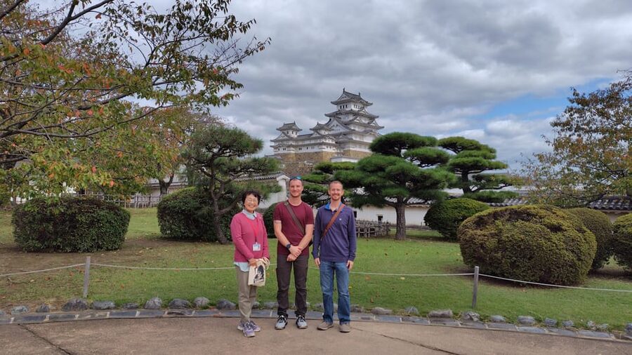 Himeji: Express Guided Tour of Himeji Castle in 90 Minutes - Practical details before you book