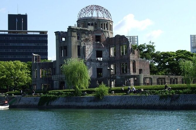 Hiroshima and Miyajima 1 Day Cruise Tour - The ferry from Miyajima to Hiroshima