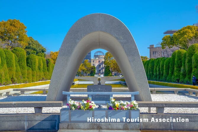 Hiroshima: Atomic Bomb Dome and Peace Memorial Museum 3 hours - What the guides add to the experience