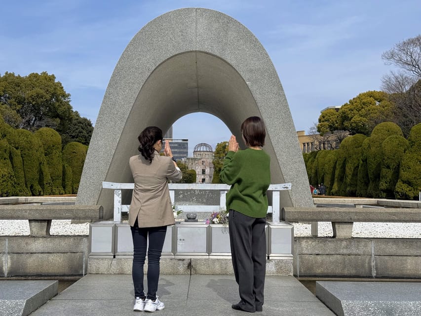 Hiroshima: Hiroshima and Miyajima UNESCO Sites 1-Day Tour - Peace Memorial Park and the human scale of history