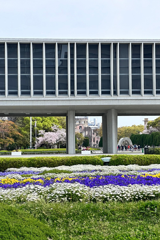 Hiroshima; Hiroshima Peace Memorial Museum and Castle Tour - Walking from the memorial area to Hiroshima Castle
