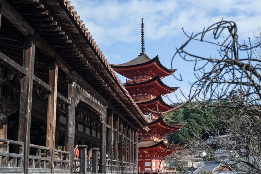 Hiroshima: Miyajima Peace Memorial Icons of Peace and Beauty - Senjokaku Pavilion and Miyajima’s Traditional Side