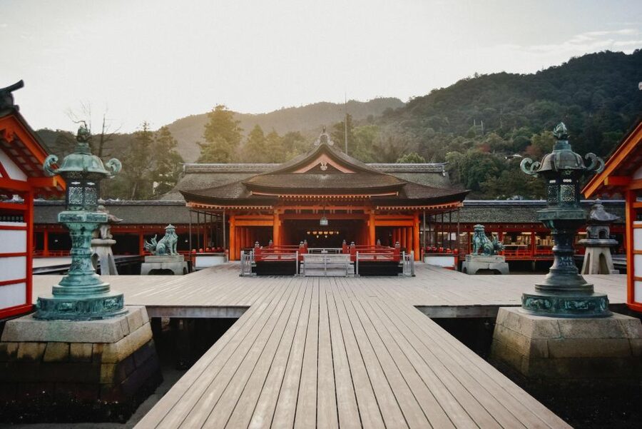 Hiroshima: Miyajima Peace Memorial Icons of Peace and Beauty - The Atomic Bomb Dome and the Shape of Memory