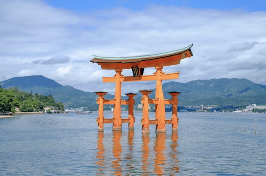 Hiroshima/Miyajima Private Custom Tour with Local Guide - Downtown Hiroshima, food, and local life