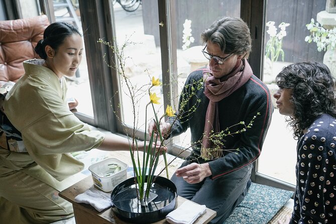 Ikebana Traditional Japanese Art of Flower Arranging - Key points before you book