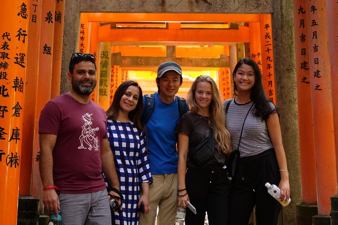 Inside of Fushimi Inari - exploring and lunch with locals - The 233-Meter Summit Shrine
