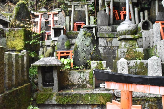 Inside of Fushimi Inari - exploring and lunch with locals - Finding Better Photo Spots on the Way Down