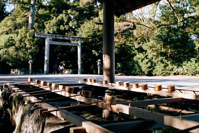 Ise Jingu(Ise Grand Shrine) Half-Day Private Tour with Government-Licensed Guide - Why Ise Jingu is better with an explanation