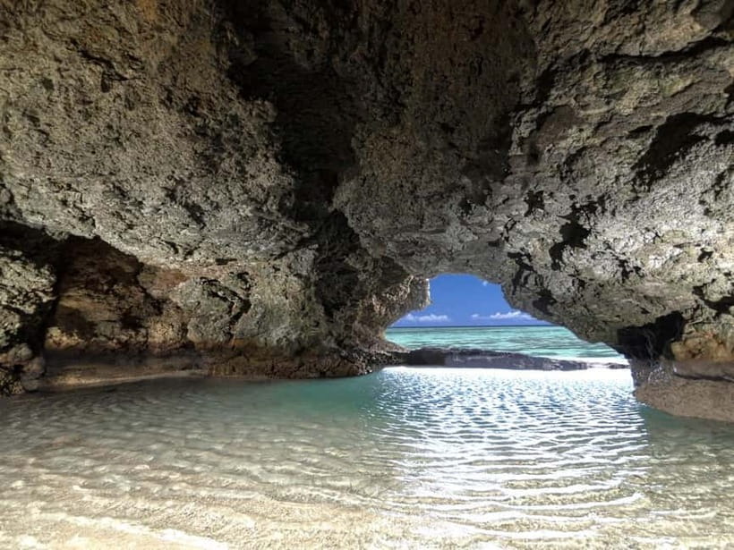 Ishigaki Island: Blue Cave Exploration & Snorkeling Tour - Guides make a real difference