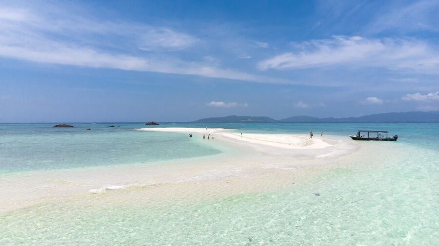 Ishigaki: Phantom Island Snorkeling and Taketomi Sightseeing - Taketomi by Ferry, Then at Your Own Pace