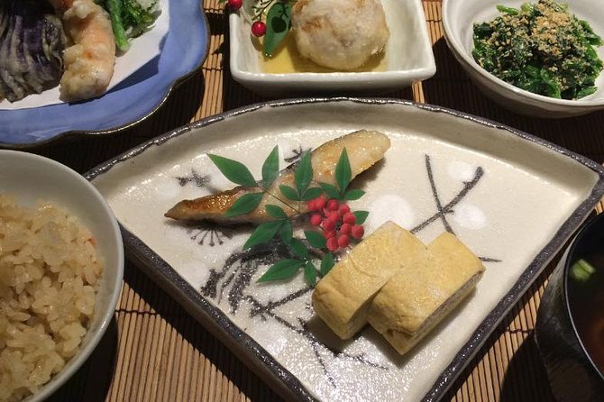 Izakaya Style Cooking Class - Cooking with Keiko and the teaching team