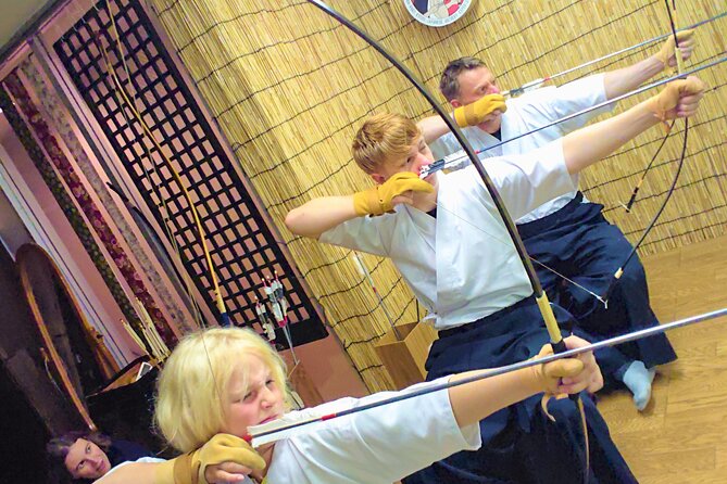 Japanesel Archery Experience HIROSHIMA CASTLE SHARAKU - Arriving at Hiroshima Castle Sannomaru Ruins