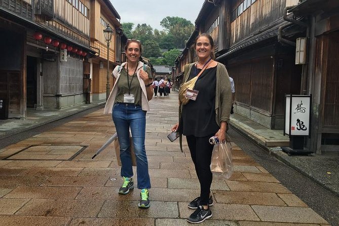 Kanazawa 4hr Private Tour with Government Licensed Guide - Kenrokuen Garden and Seisonkaku Villa