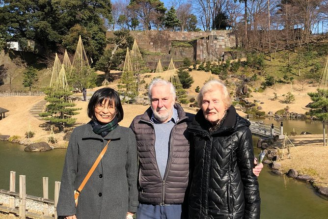 Kanazawa 6hr Private Tour with Government Licensed Guide - Kenrokuen Garden: the essential opening stop