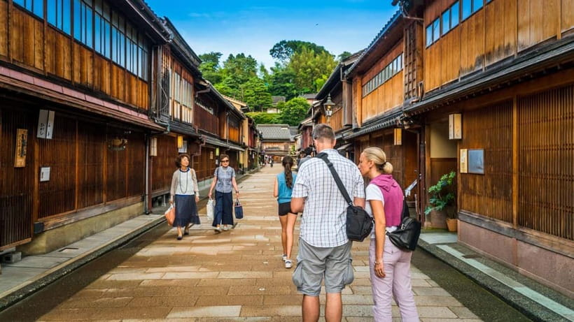 Kanazawa: City Highlights & Hidden Gems Private Walking Tour - Nagamachi and the samurai quarter