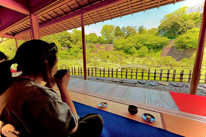 Kanazawa Full Day Private Tour to Top Highlights with Local Guide - A smart way to see central Kanazawa