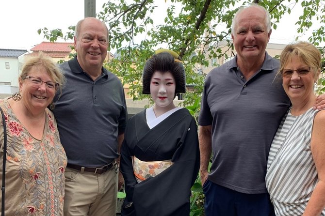 Kanazawa Full Day Tour (Private Guide) - Walking, buses, taxis, and the true cost