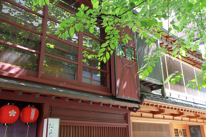 Kanazawa Full Day Tour (Private Guide) - Food, crafts, and useful local advice