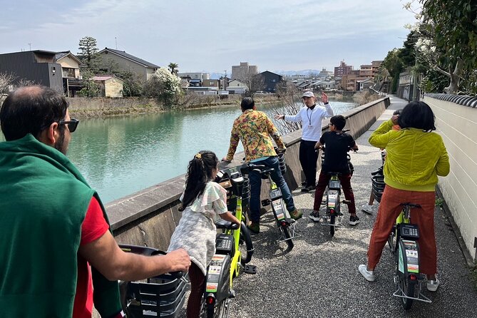 Kanazawa Half Day E-bike Tour - What happens when the weather turns bad