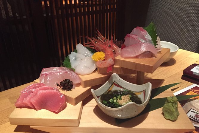 Kanazawa Like a Local: Private & Personalized Experience 2-3 hrs - Higashi Chaya District beside the river