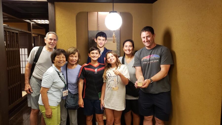Kanazawa Night Tour With Full Course Meal - Weather, access, and group comfort