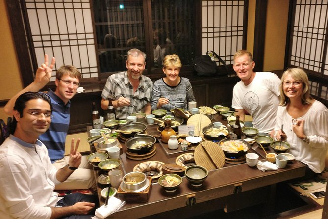 Kanazawa Night Tour with Local Meal and Drinks - The 40-minute walk through Higashi Chaya