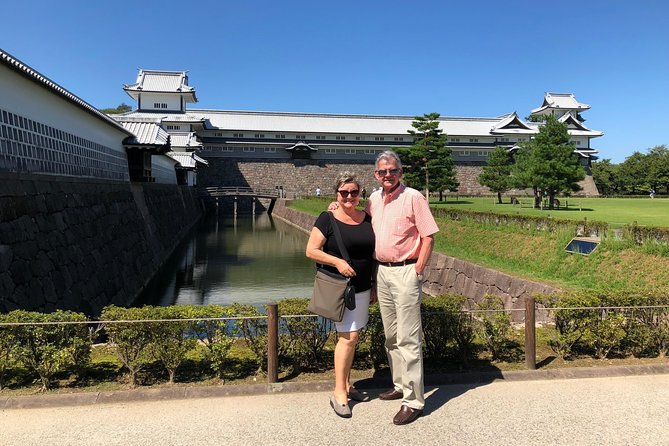 Kanazawa Private Tour: Highlights of an Old Samurai Town - Timing, transport, and what the price covers