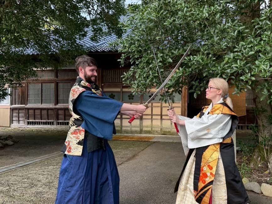 Kanazawa: Samurai Swordsmanship Lesson at a rented temple - Why this Kanazawa lesson feels different