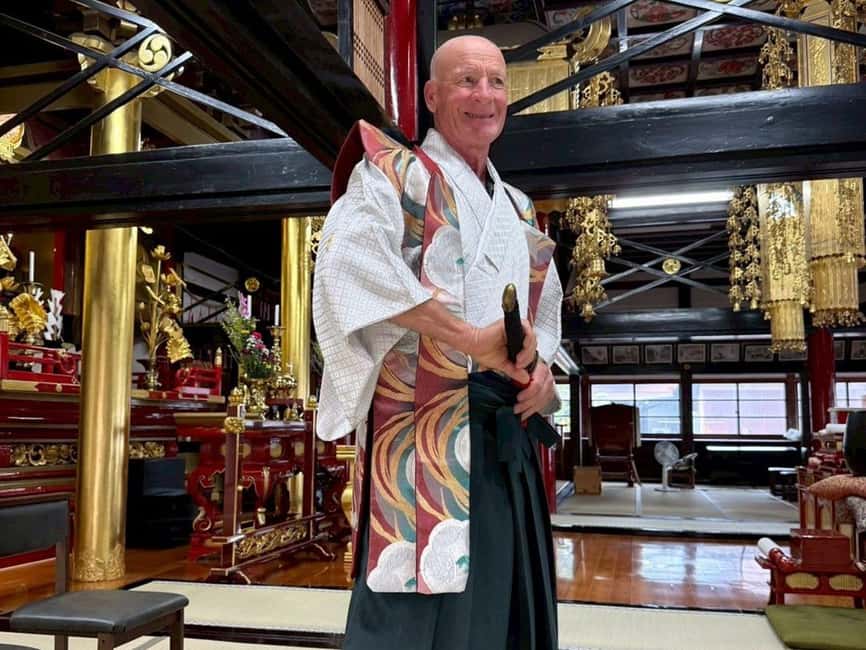 Kanazawa: Samurai Swordsmanship Lesson at a rented temple - The teaching style and language question