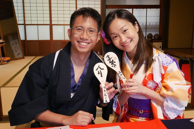 Kimono and Calligraphy Experience in Miyajima - Learning the first brush strokes