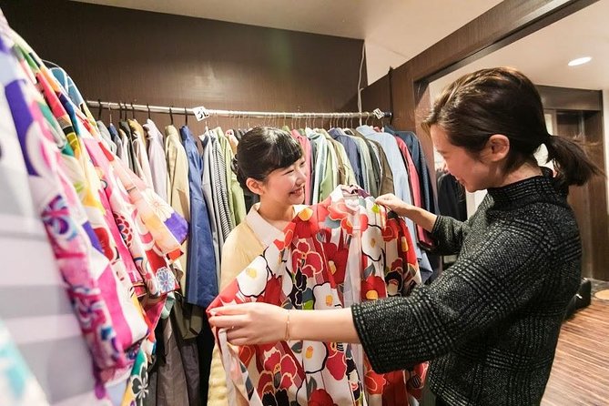 Kimono and Yukata Experience in Kyoto - Walking from Gion to Yasaka Shrine and nearby sights