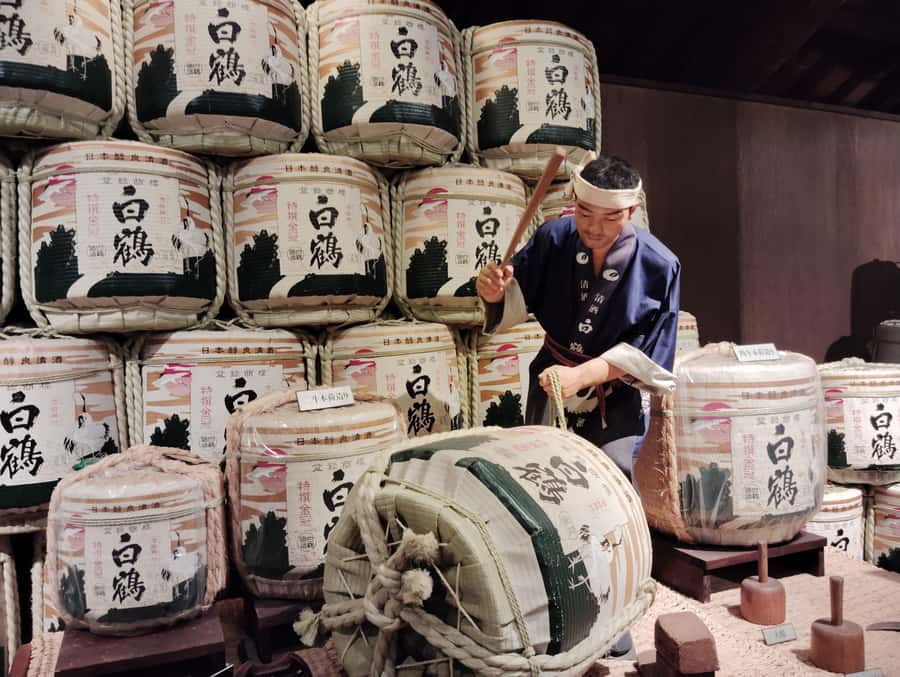 Kobe: 3-Hour Sake Breweries Tour with Special Tasting - Who should book this Nada Gogo tour?
