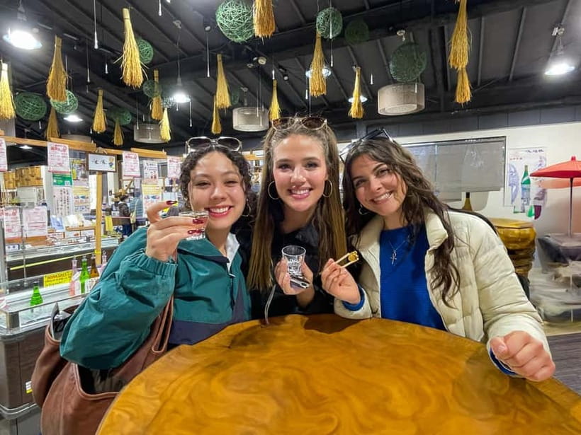 Kobe: Guided Sake Breweries Tour with Tastings - Kobe Shushinkan and the Fukuju tradition