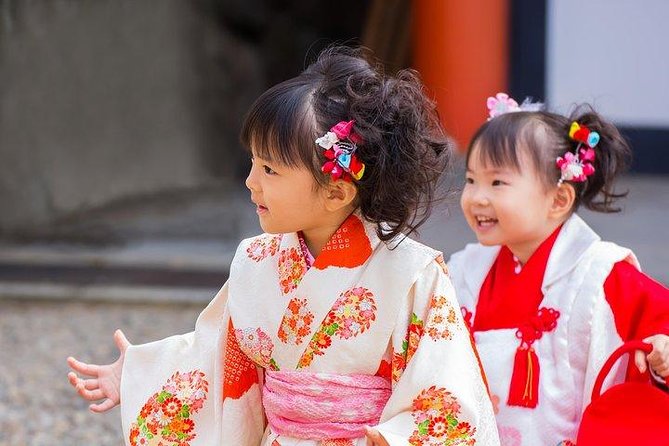 Kobe Highlights & Hidden Gems: Private & Custom Tour with a Guide - What the guides add, and where the service can vary