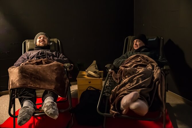 Kurashiki Private Romantic Night in the Observatory Recliners - Who will enjoy this most