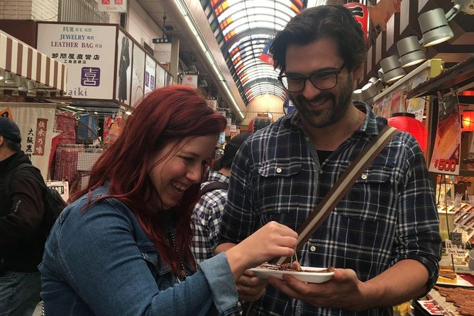 Kuromon Market Food Walking Tour in Osaka (6 stops, 6 tastes) - The guide can make or break the experience