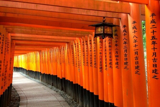 Kyoto 1 Day Golden Route Bus Tour - Kyoto Handicraft Center and the final shopping stop