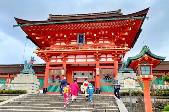 Kyoto 1 Day Golden Route Bus Tour - Fushimi Inari and the famous red torii