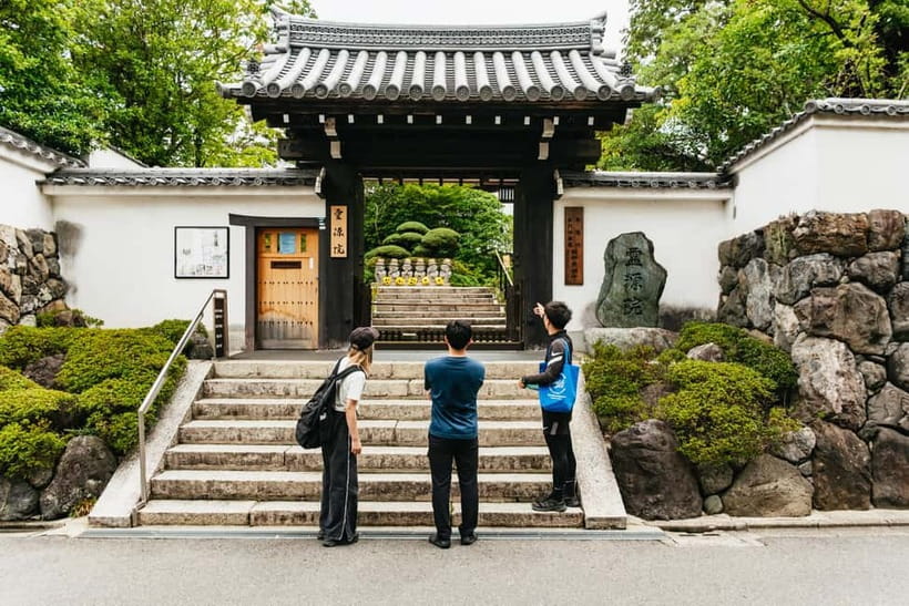 Kyoto: 3-Hour Fushimi Inari Shrine Hidden Hiking Tour - Climbing Mount Inari takes real effort