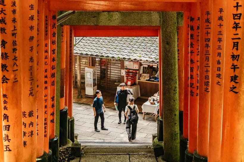 Kyoto: 3-Hour Fushimi Inari Shrine Hidden Hiking Tour - The Tofukuji start gives you a calmer beginning