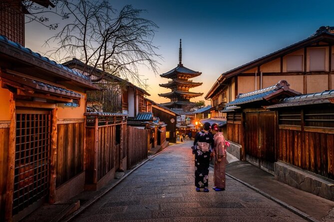 Kyoto 6hr Instagram Highlights Private Tour with Licensed Guide - Key points at a glance