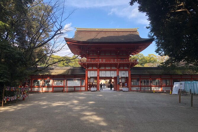 Kyoto Bamboo Forest & Golden Pavilion E-Bike Tour - Lunch and the human side of the tour