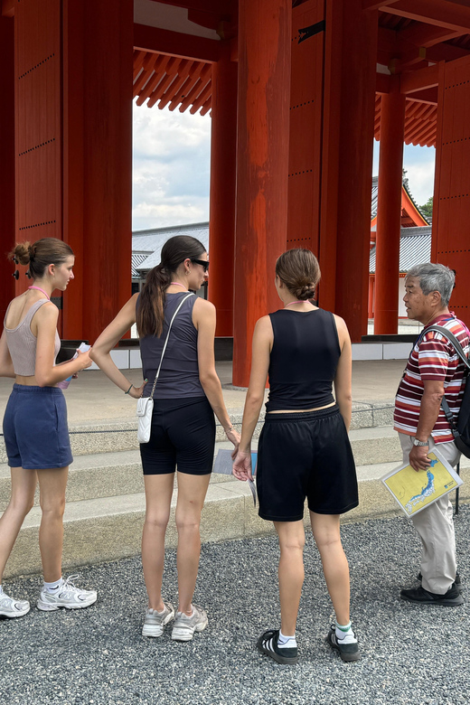 Kyoto: Discover Every Bit of Kyoto Imperial Palace - Who should book this palace walk?