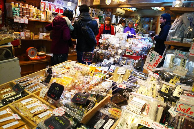 Kyoto Early Riser Platinum One-Day Walking Tour - How the private format affects the day