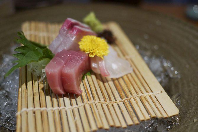 Kyoto Evening Gion Food Tour Including Kaiseki Dinner - Walking, weather, and food restrictions