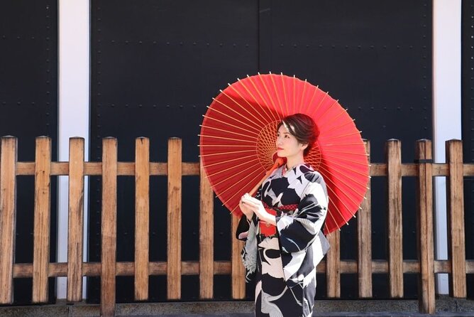 Kyoto:Family-Friendly Kimono & Yukata Experience at WARGO - Taking your kimono into Kyoto