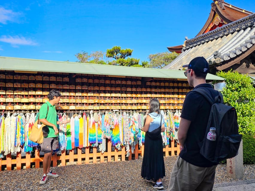 Kyoto: Fushimi Inari Taisha Guided Walking Tour - Meeting at Daily Yamazaki Fushimi Inari Shrine