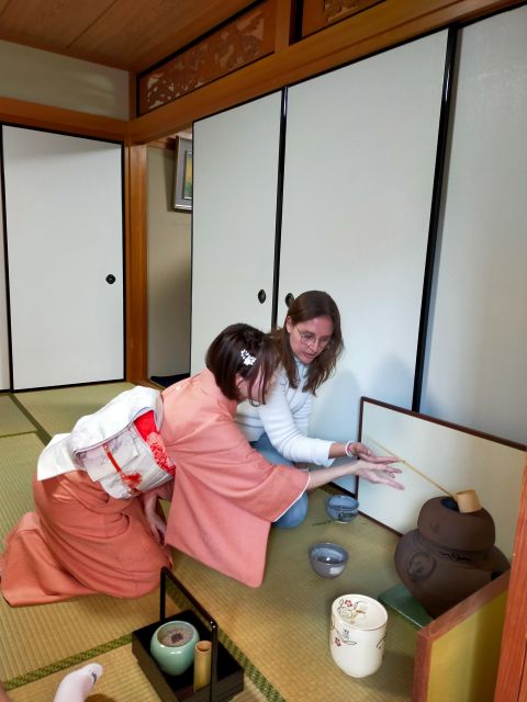 Kyoto Fushimiinari:Wagashi Making & Small Group Tea Ceremony - Timing, comfort, and practical details